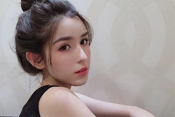 外貌亮眼、婚姻觀單純的新疆新娘